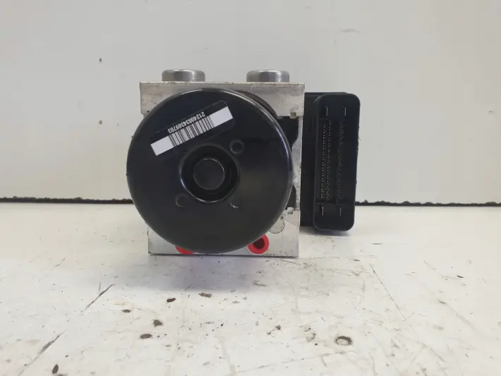 Volvo V70 III XC70 II POMPA ABS hamulcowa 31261142