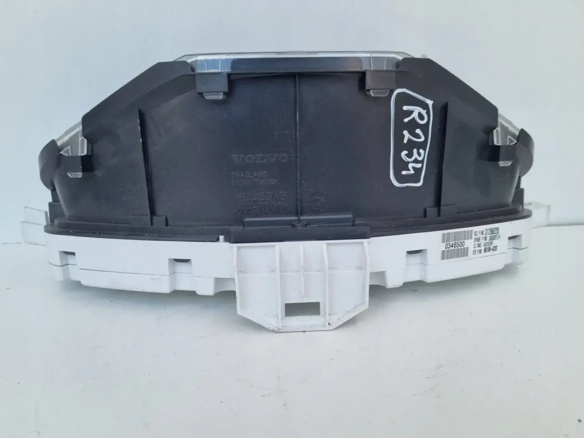 Volvo V50 S40 II 1.6 D LICZNIK ZEGARY Europa 31296228 36002714