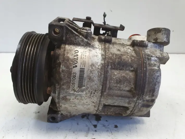 Volvo V70 III 2.4 D5 SPRĘŻARKA KLIMATYZACJI pompa 36051063