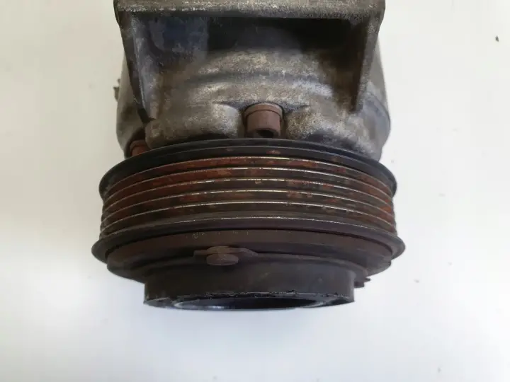 Volvo XC90 2.4 D5 SPRĘŻARKA KLIMATYZACJI pompa 30742206