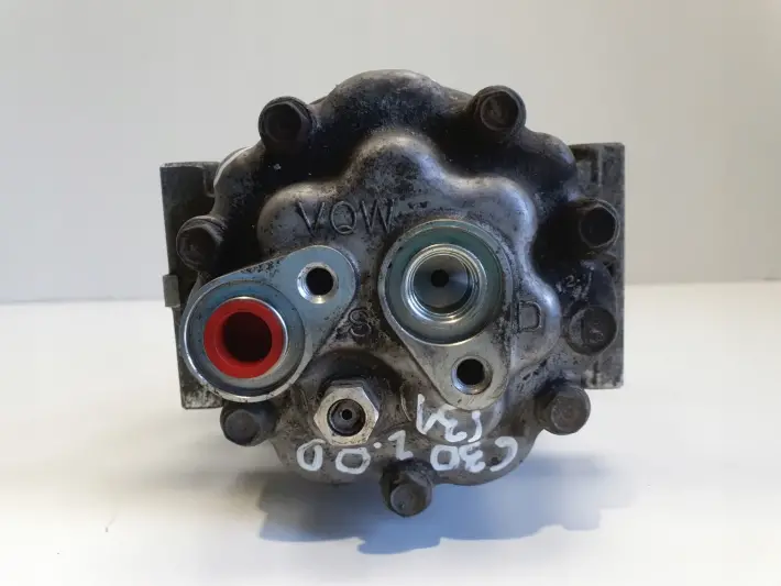 Volvo C30 V50 S40 II 2.0 D SPRĘŻARKA KLIMATYZACJI 3M5H-19D629-HE