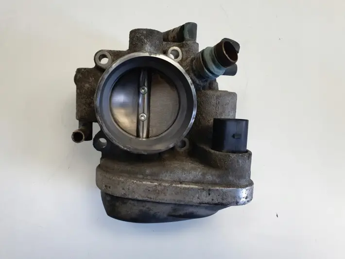 Opel Zafira B 1.6 16V PRZEPUSTNICA 55560398