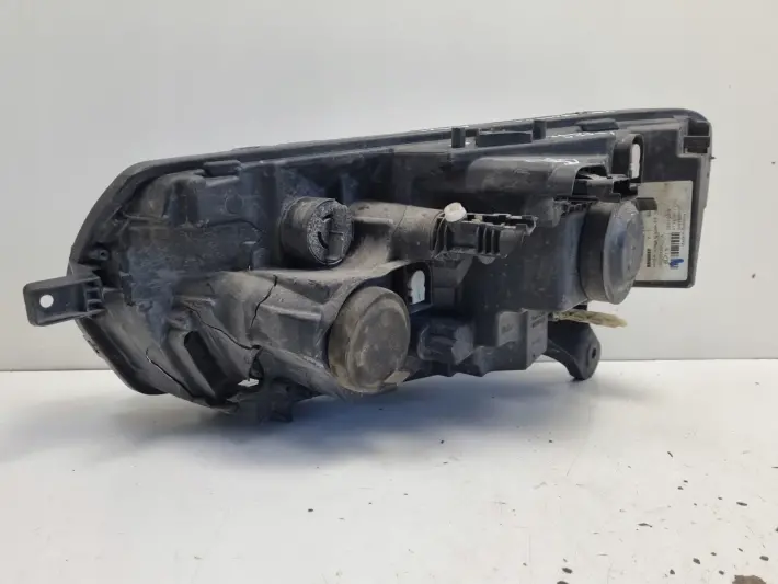 Dacia Sandero II LIFT 12-20r PRZEDNIA LAMPA PRAWA PRAWY PRZÓD 260105925R