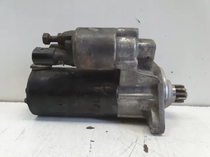 VW Passat B7 2.0 TDI ROZRUSZNIK 02E911024A bosch