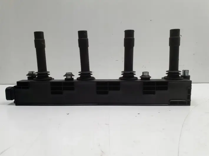 Opel Astra II G 1.4 1.6 16V CEWKA ZAPŁONOWA 0040100259 beru
