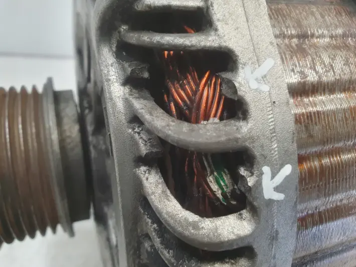 Renault Megane III Scenic III 1.5 DCI ALTERNATOR 8200960533 210A