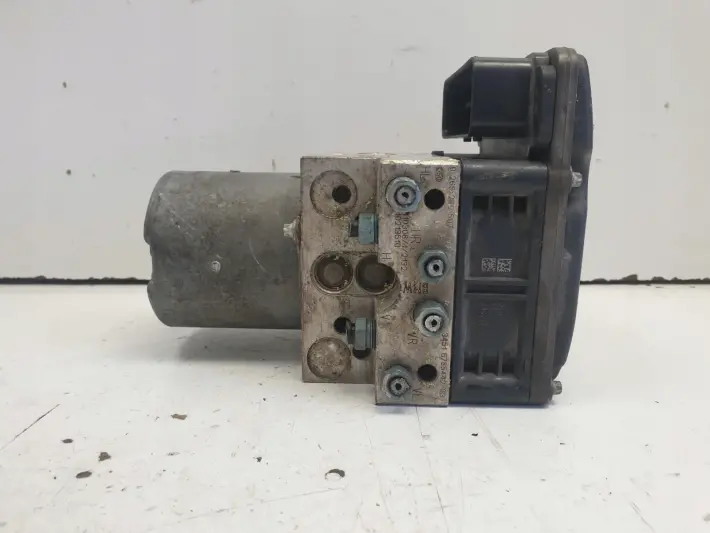 BMW F10 POMPA ABS hamulcowa 6851374 10213510