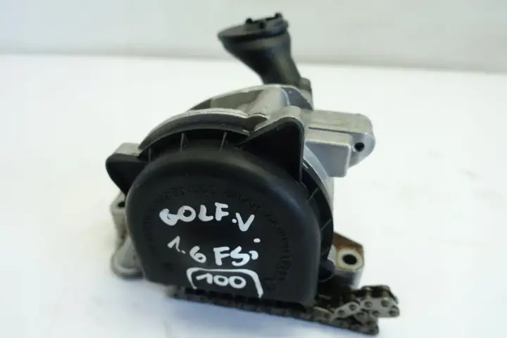 Vw Golf V 1.6 FSI POMPA OLEJU 03C103669E