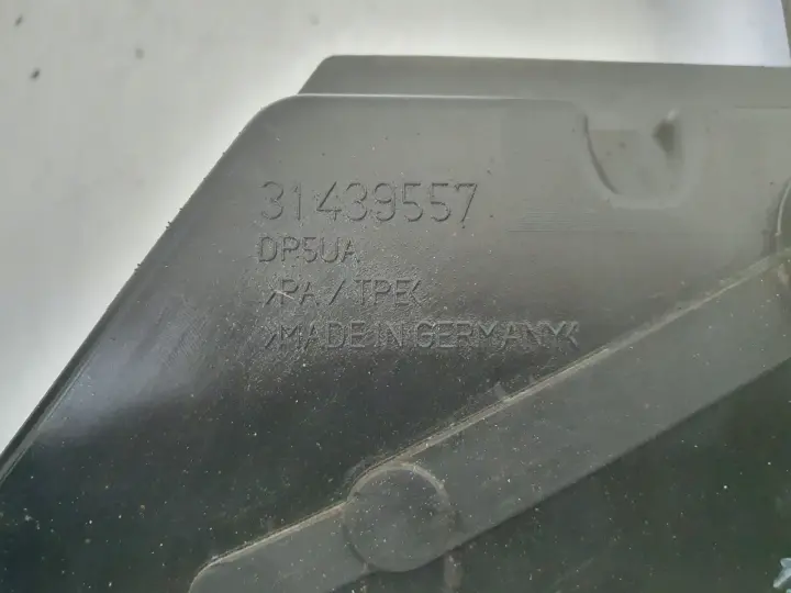 Volvo V90 2.0 T T4 OBUDOWA ROZRZĄDU osłona 31439557