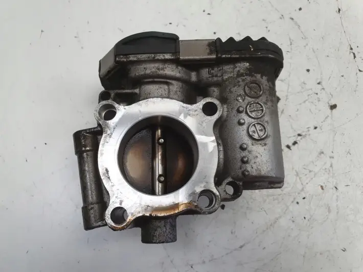 Opel Astra III H 1.4 16V PRZEPUSTNICA 55562270