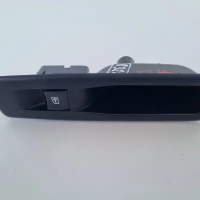 Scenic III Megane III PRZEŁĄCZNIK SZYBY lewy tył kierowcy 829500004R