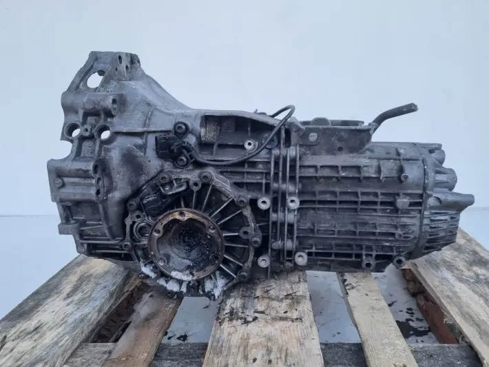 Audi A4 B5 1.8 20v KRZYNIA BIEGÓW DHZ manualna MANUAL