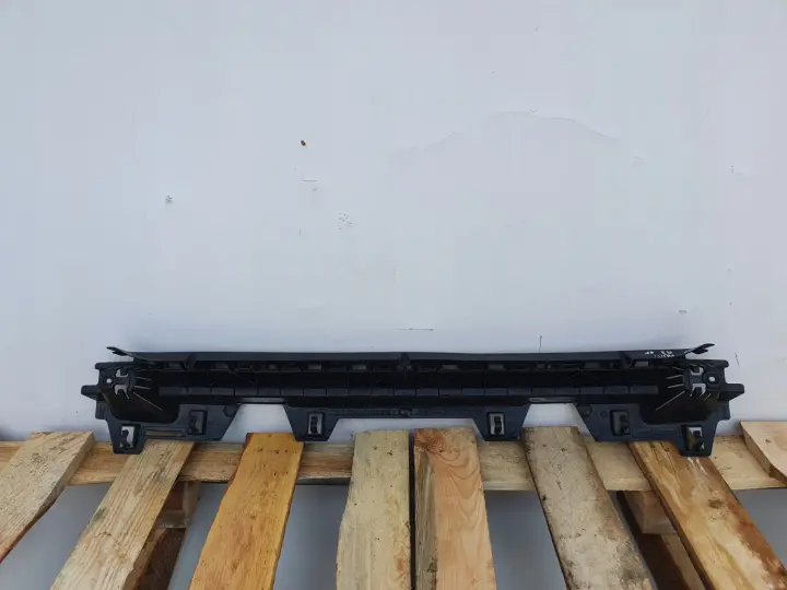 Audi A3 8P II lift BELKA TYLNEGO ZDERZAKA tył