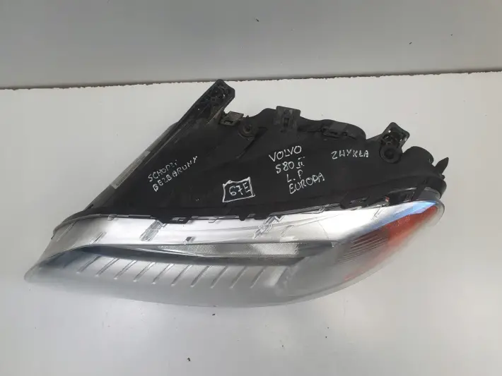 Volvo S80 II V70 III 07-13r PRZEDNIA LAMPA LEWA lewy przód EUROPA 31214351