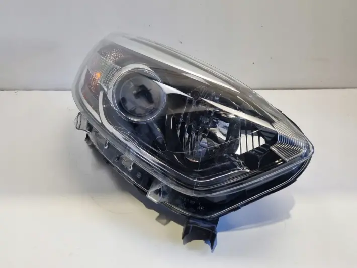 Renault Captur I 17-19r LIFT PRZEDNIA LAMPA PRAWA PRAWY PRZÓD 260100653R