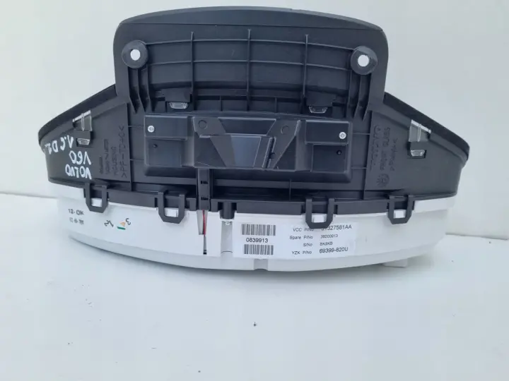 Volvo XC60 I V60 I S60 II 2.4 D5 LICZNIK ZEGARY Europa 31327581AA diesel