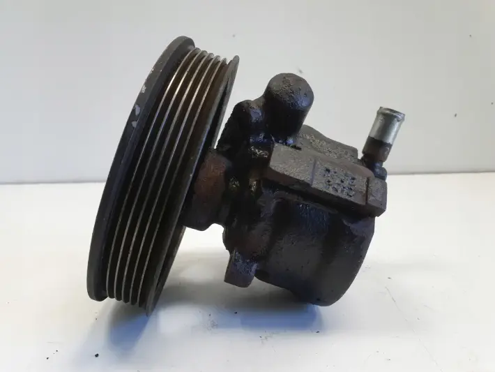 Opel Astra F 1.6 8V POMPA WSPOMAGANIA 90468384