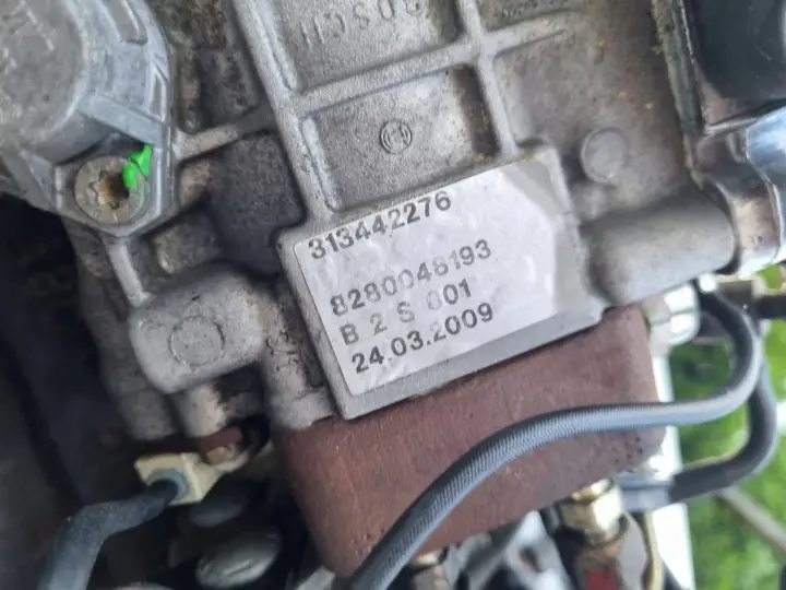 SILNIK Renault Clio II 1.9 DTI 80KM F9Q782 F8T