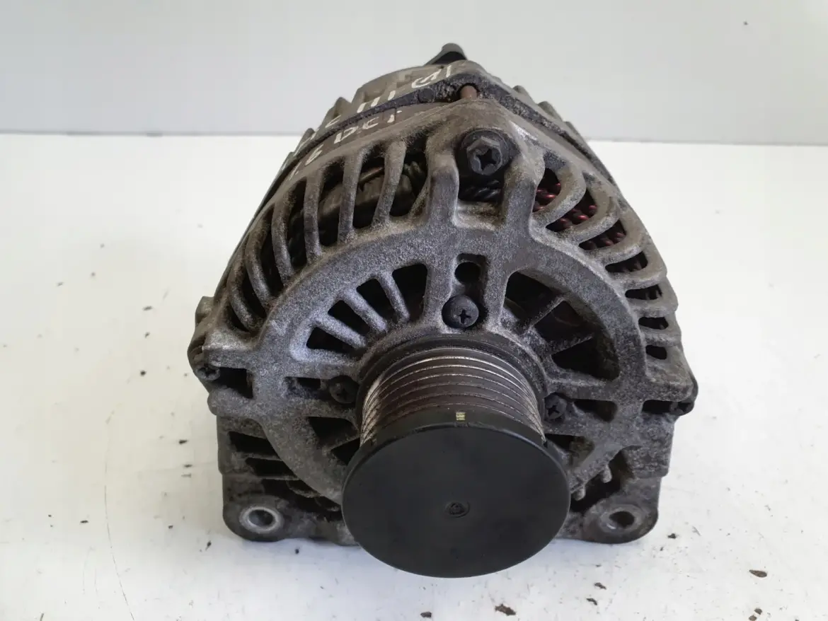 Renault Trafic III 1.6 DCI ALTERNATOR 231006729R