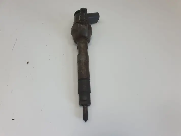 BMW E87 E90 E91 2.0 D WTRYSKIWACZ wtrysk 0445110289